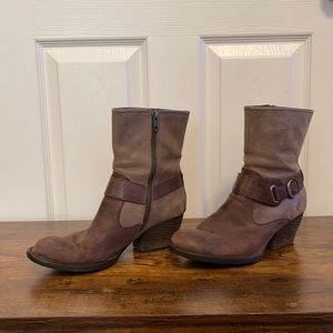 BORN Nevica Dark Brown Ankle Boots Sz 8.5 M